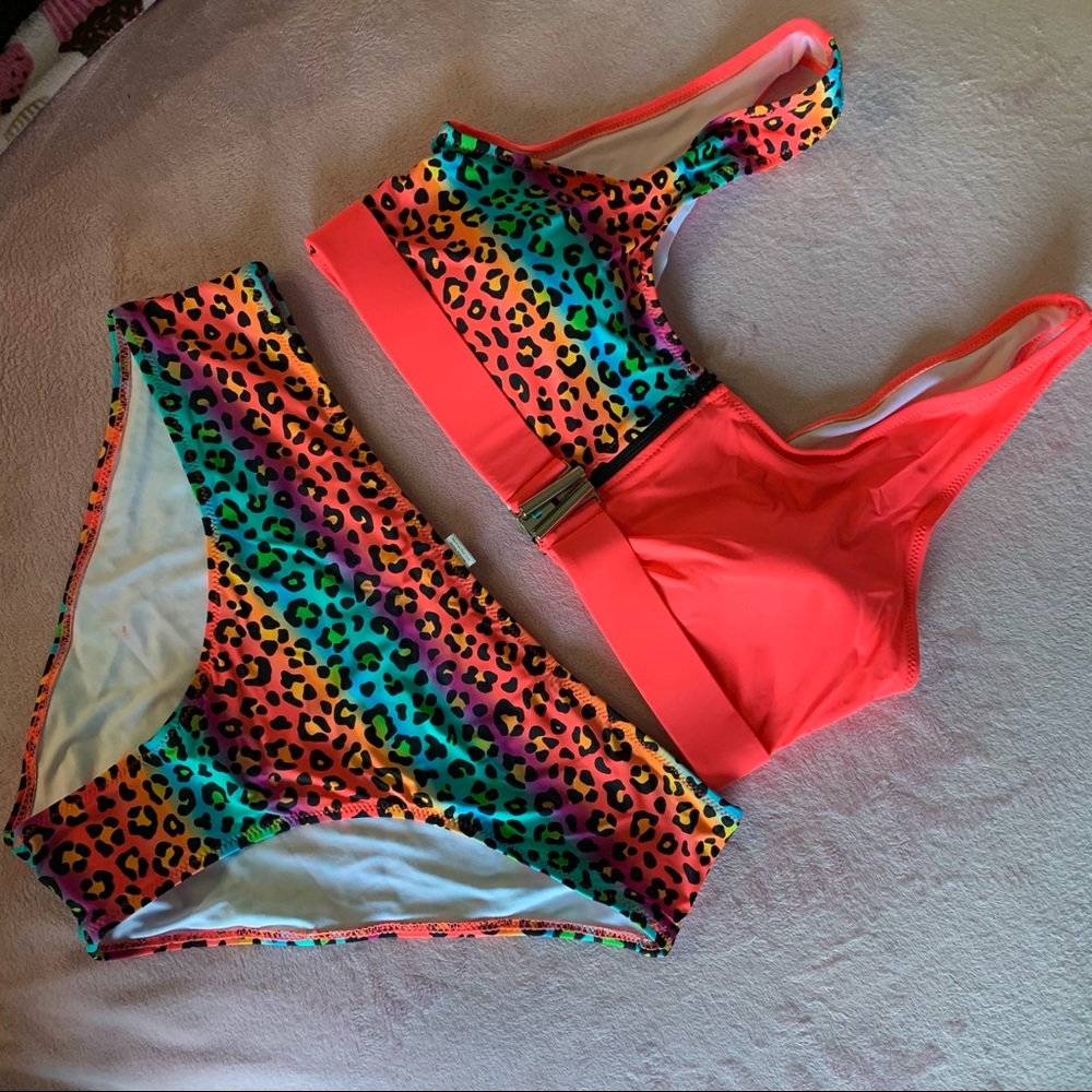 Cheetah women’s swim bikini - New in bag size M